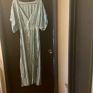 Cupshe Striped Button Up Maxi Dress. Brand new with tags.Size L.
